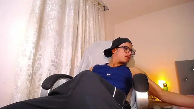 TOMBOYSEXX Webcam-Show