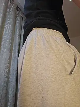 Show modela TOMBOYSEXX na web-kameri