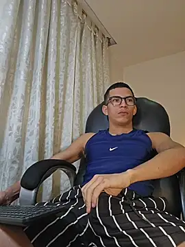 Show de TOMBOYSEXX na webcam