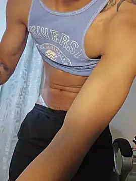 TOMBOYSEXX Show Webcam