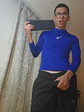 TOMBOYSEXX Webcam show