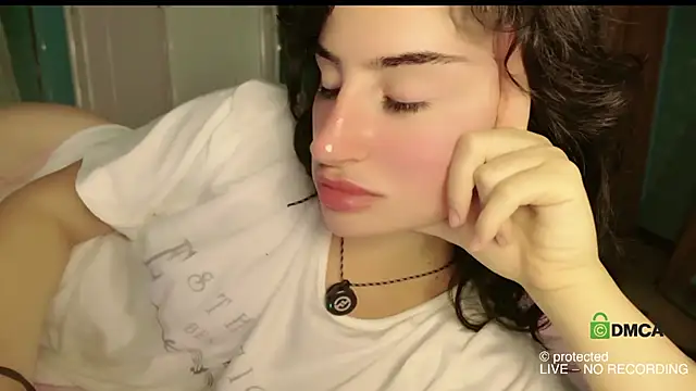 دردشة DeaAthena الجنسية المباشرة