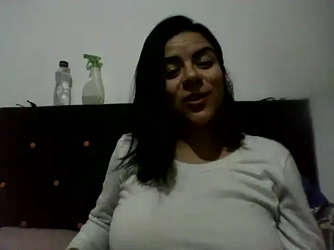 luluclark69's Live Chat Room