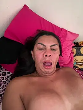 Show modela Bellatrans__ na web-kameri