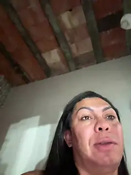 Show modela Bellatrans__ na web-kameri