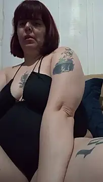 Lua_Purple Adlı Modelin Canlı XXX Sohbeti