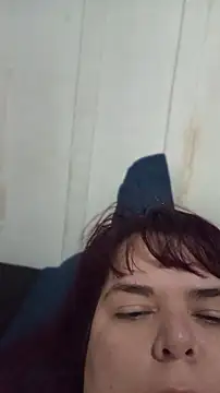 XXX chat uživo modela Lua_Purple