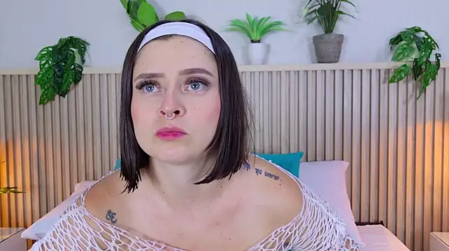 Pokazy przed kamerką – Carrie_GB
