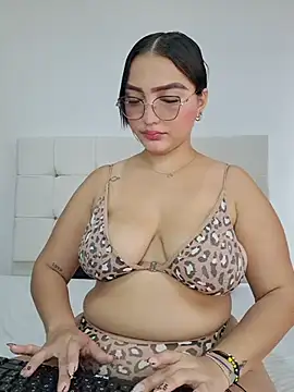 عرض كام Mia_em