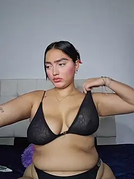 Mia_em Webcamshow