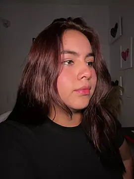 Zarahs_Blare1 XXX чат на живо