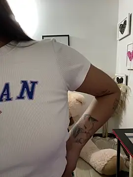 Živý XXX chat Zarahs_Blare1