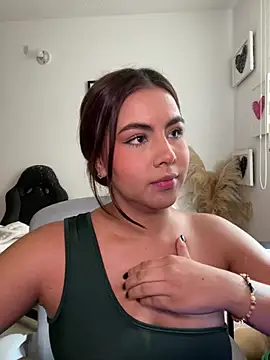 Zarahs_Blare1 Adlı Modelin Web Kamerası Şovu