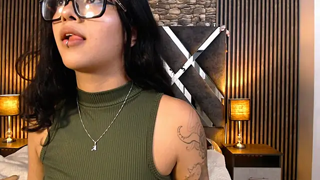 Živý XXX chat Amy_channel