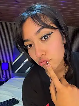 Czat XXX na żywo – Amy_channel