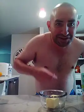 CumDumpPig83 Webcam-Show