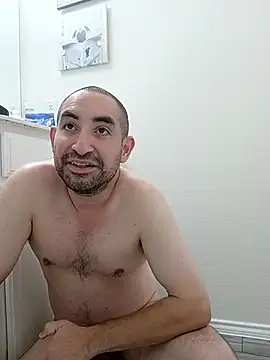 CumDumpPig83 Show in webcam