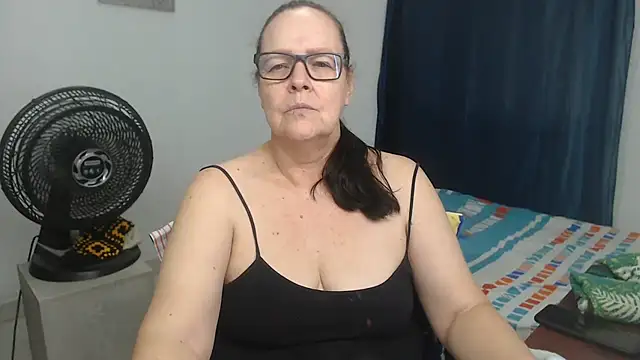 latinalili9's Live XXX Chat
