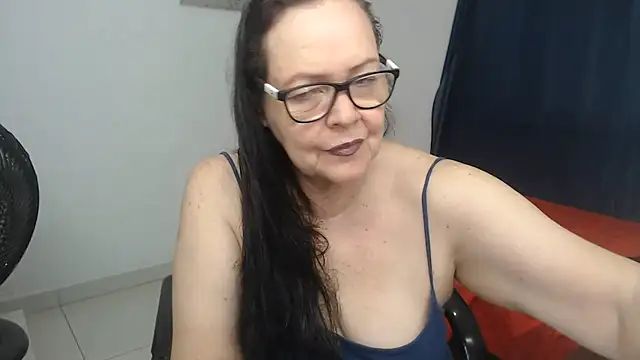 latinalili9 Chat XXX in diretta