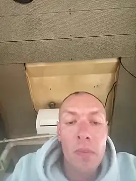Show modela Piotrek3Ckity na web-kameri
