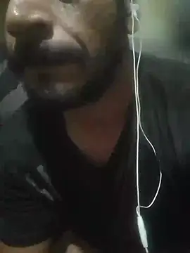 הופעת וובקאם של mavyz56