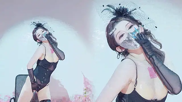 Luckygirls-339's Webcam Show
