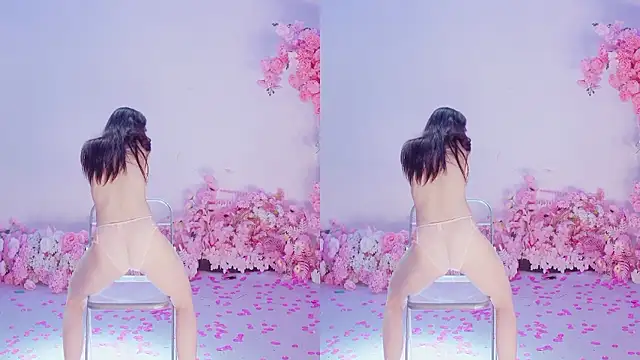 Luckygirls-339's Webcam Show
