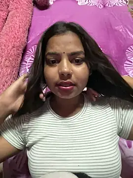 Himani_0122 Adlı Modelin Web Kamerası Şovu