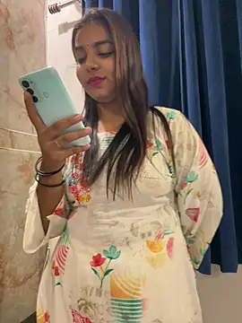 Aayra_Joshi – Naživo XXX chat