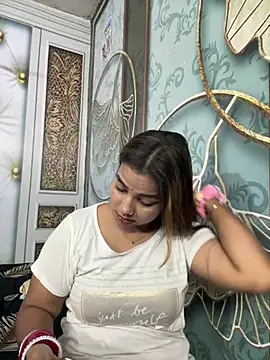 Chat XXX ao vivo de Aayra_Joshi