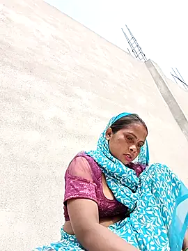 Shreya_pandit's Webcam Show