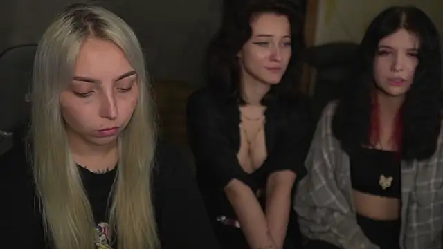 Absent_Fairy Show Webcam
