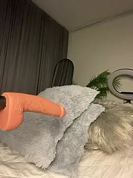 Val12777 – webcam-show