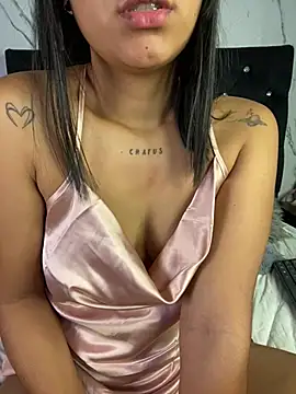 Val12777's Live XXX Chat