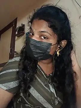 tamilsaisree Adlı Modelin Web Kamerası Şovu