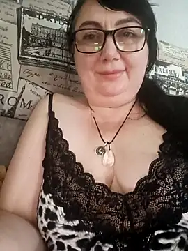 Show modela MariSwan222 na web-kameri
