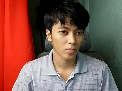 PitchedHangup Pertunjukan Webcam