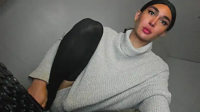 Webkamerová show MistressNextDoor_
