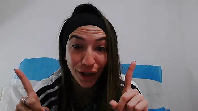 Yara-Lolii Obrolan Langsung XXX