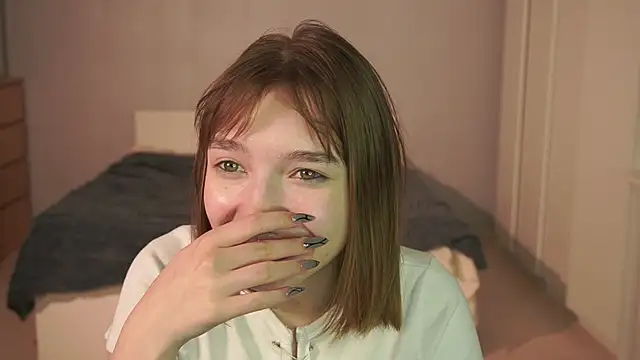 צ'אט XXX בשידור חי של Leyla_crsh