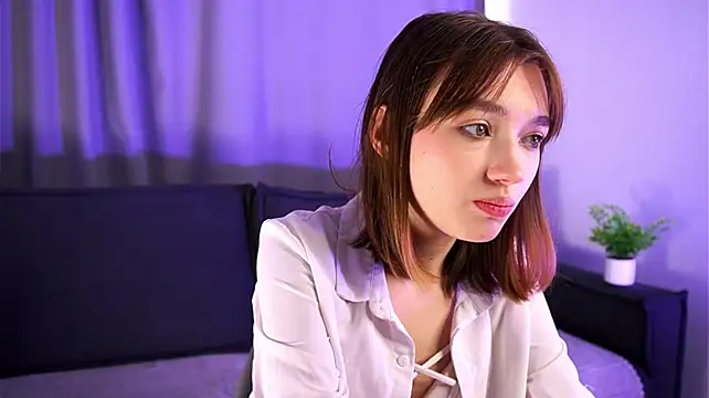 Chatroom XXX en direct de Leyla_crsh