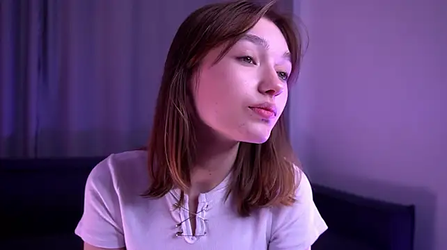 Leyla_crsh 在線直播表演