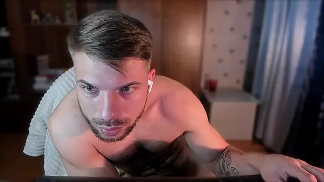 Chat XXX en directo de Tony_Wolf