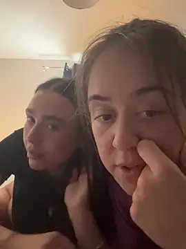 MillieB's Webcam Show