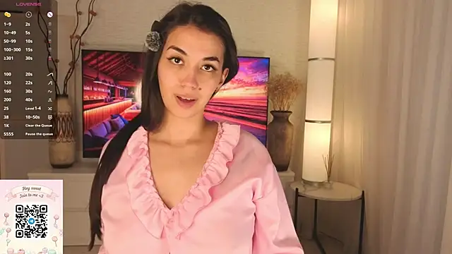 Онлайн чат XXX EmmyNoel