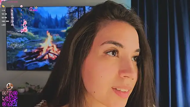 EmmyNoel Chat XXX in diretta