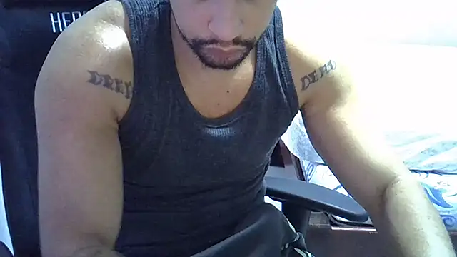 Show de webcam de moreno_dotado22