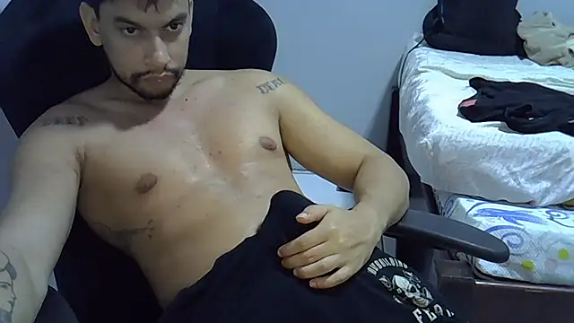 Show de webcam de moreno_dotado22