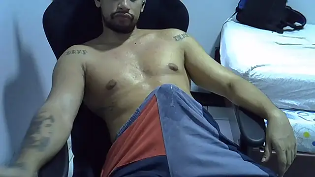 Show de webcam de moreno_dotado22