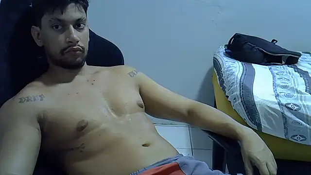 Show de webcam de moreno_dotado22